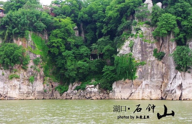 廬山主景區(qū)、三疊泉瀑布、白鹿洞書院、鄱陽湖